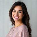 Retrato profesional de la Dra. Ana Martínez, nutricionista